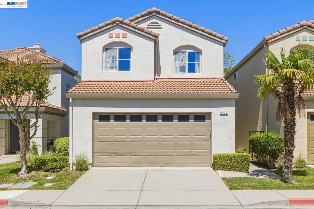 1130 Vista Pointe Cir