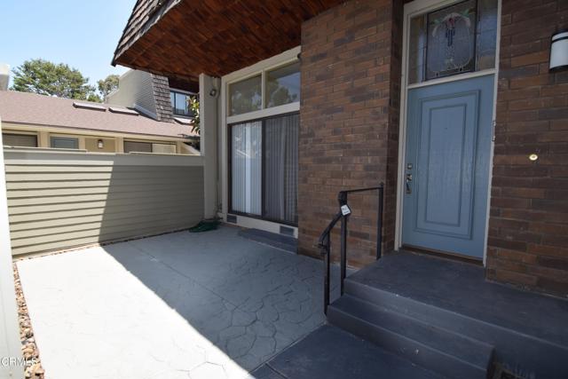 Detail Gallery Image 4 of 46 For 13340 Maxella Ave #3,  Marina Del Rey,  CA 90292 - 3 Beds | 2/1 Baths