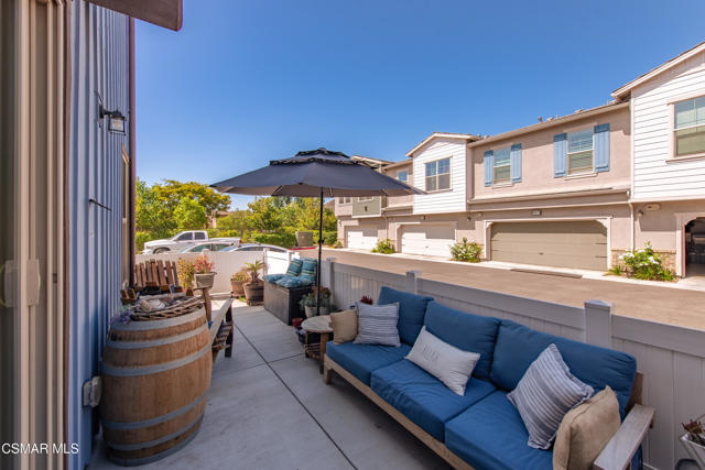 1830 Poppy Drive, Simi Valley CA: https://media.crmls.org/mediaz/3f46cc66-2c00-4673-8d14-084f5a95c1a8.jpg