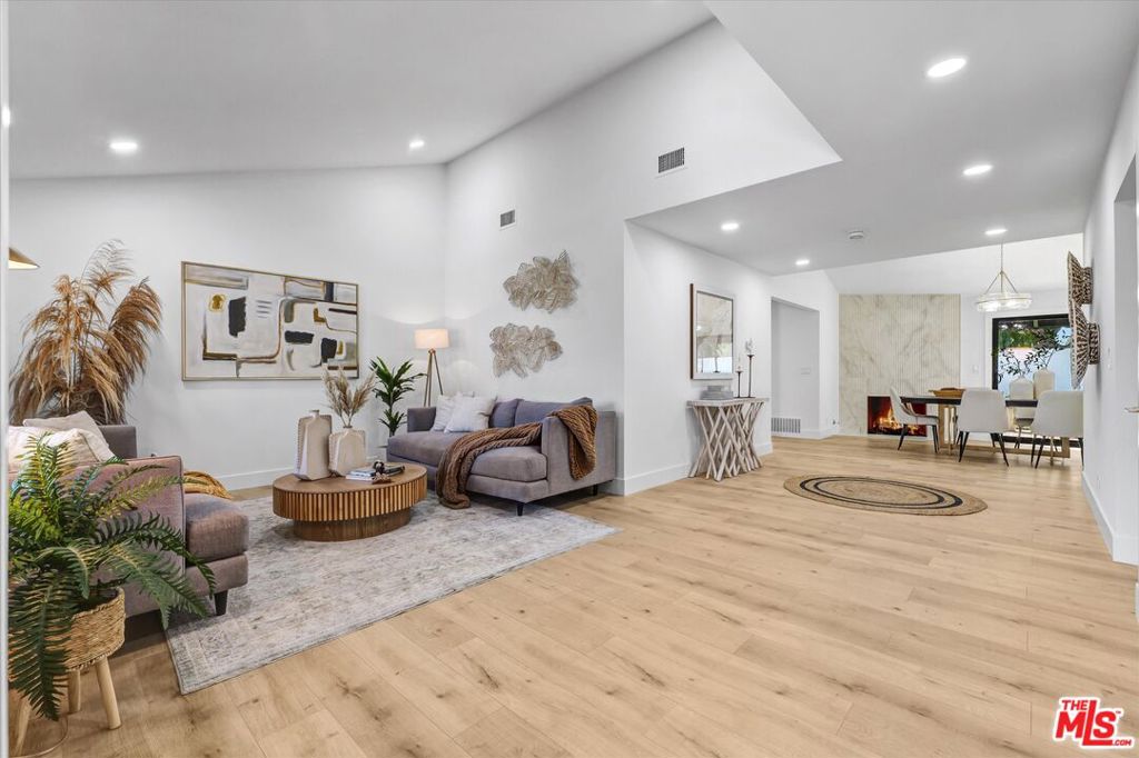 MLS #25625647 image #3