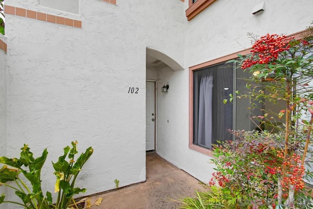 9439 Fairgrove Ln - photo 4