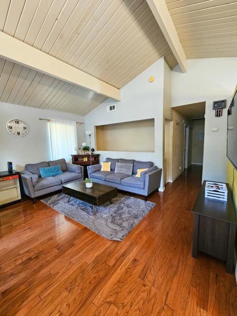 19418 Ferretti Road, Groveland CA: https://media.crmls.org/mediaz/3f47d729-322b-4ad8-842a-0a6da36b8c03.jpg