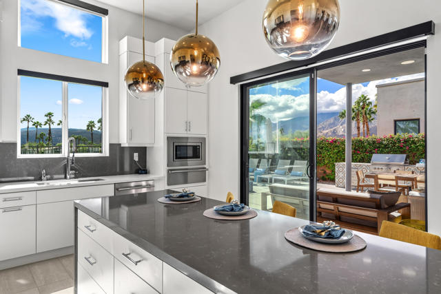 4384 Arcada Street, Palm Springs, CA 92262