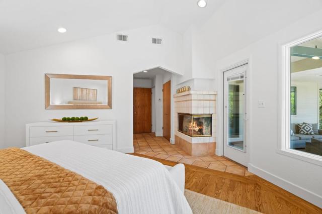 1780 Edgewood Road, Redwood City CA: https://media.crmls.org/mediaz/3f490735-f0c7-4a5d-81e9-03373a7e9e22.jpg