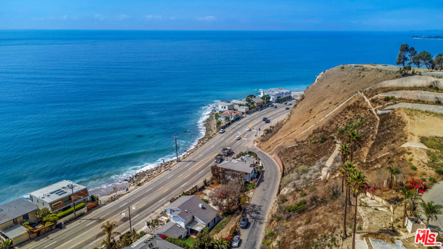 Drew Fenton | 21711 Pacific Coast Highway Malibu CA | MLS: 7408039