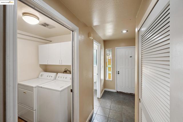 3241 Monika Lane, Hayward CA: https://media.crmls.org/mediaz/3f4b9ec4-ce21-415c-85e3-883b4e016c24.jpg
