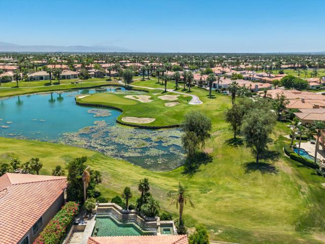 55340 Southern, La Quinta CA: https://media.crmls.org/mediaz/3f4be562-e967-48e5-ad84-c0d8fdf7815e.jpg