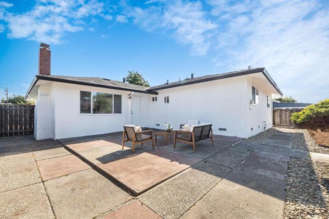 531 Easter Avenue, Milpitas CA: https://media.crmls.org/mediaz/3f4c26b4-d3c2-4516-bd8e-10c480838e0a.jpg