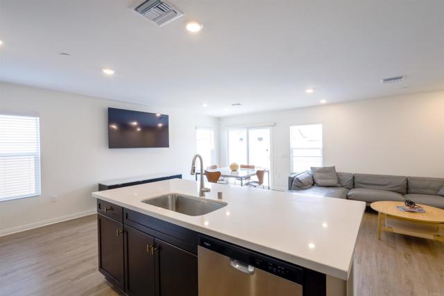 Detail Gallery Image 13 of 40 For 25601 Pine Ridge Rd, Homeland,  CA 92548 - 3 Beds | 2 Baths