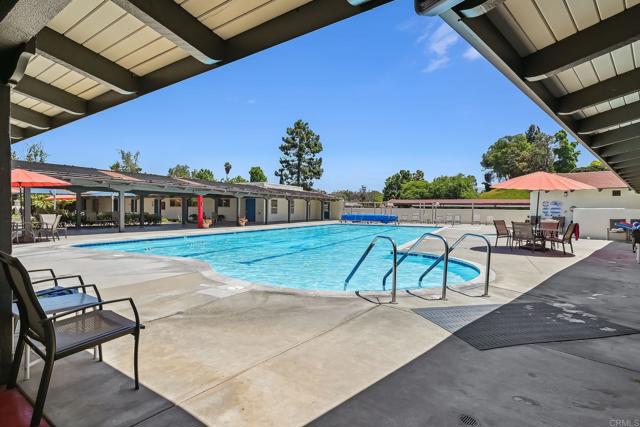 12434 Meandro Rd, San Diego CA: https://media.crmls.org/mediaz/3f4e509e-7061-4c09-ade9-da7945ea45c1.jpg