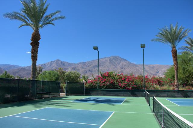 61188 Cactus Spring Drive, La Quinta CA: https://media.crmls.org/mediaz/3f4ea24a-0baa-4a6b-a67b-78d22ef98e6a.jpg