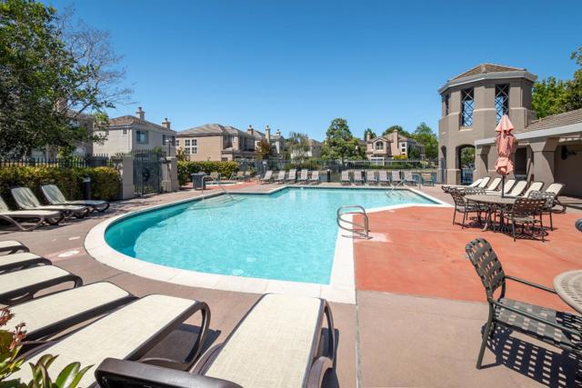 816 Corriente Point Drive,  CA: https://media.crmls.org/mediaz/3f4eb6fc-faa0-429c-b811-fabb399d9bc0.jpg