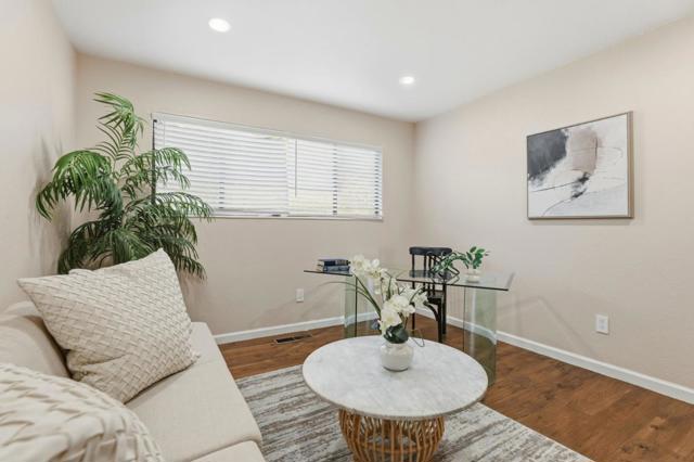 130 Georges Drive, Hollister CA: https://media.crmls.org/mediaz/3f4ee767-60c3-456c-aec0-f87cb0b62d02.jpg