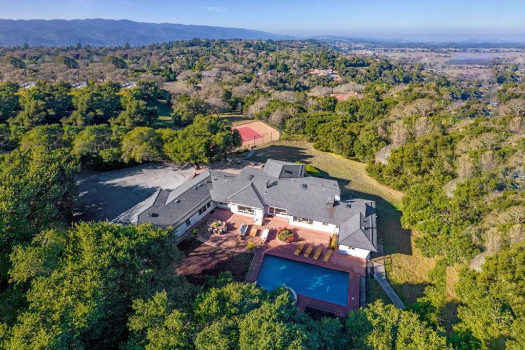 600 Westridge Drive