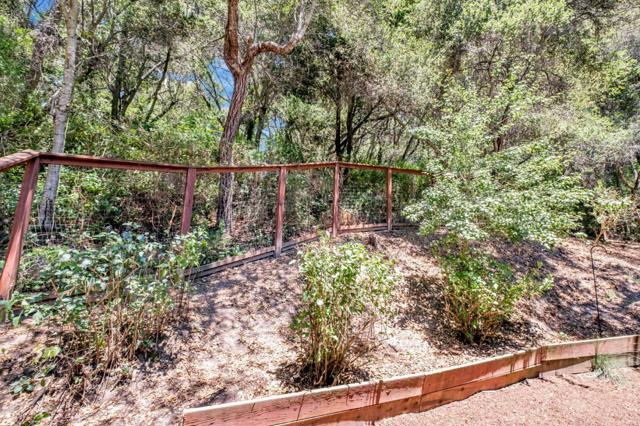 4858 Freedom Boulevard, Aptos CA: https://media.crmls.org/mediaz/3f4f3af4-18a0-4878-91f2-17cdf38de900.jpg