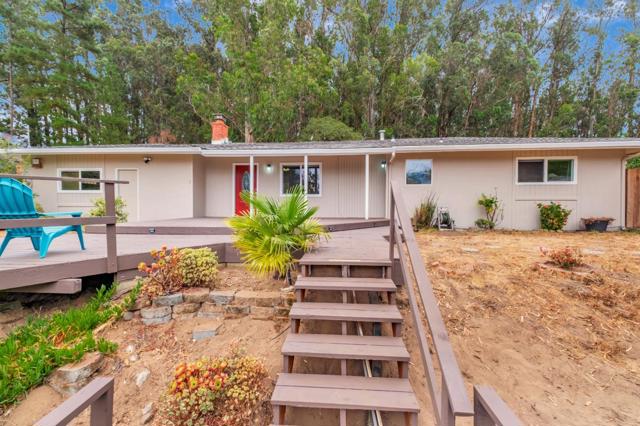 121 Pine Tree Avenue, Aromas CA: https://media.crmls.org/mediaz/3f4fb4e7-3541-4b29-b4d8-538ca1f90e5e.jpg