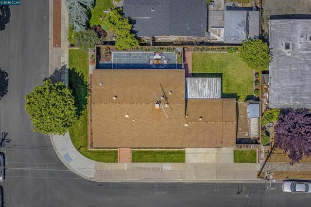 30450 Oakmont Way, Hayward CA: https://media.crmls.org/mediaz/3f505c52-6640-4cdd-984e-67ca7b9de0dc.jpg