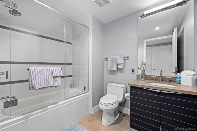 1325 Pacific Hwy, San Diego CA: https://media.crmls.org/mediaz/3f51c0ed-3f2a-43cd-bef2-910505ff077d.jpg
