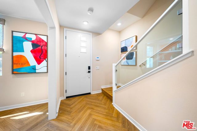 27056 Tanager Lane, Valencia CA: https://media.crmls.org/mediaz/3f5280ab-c413-4639-a101-bab31a91a746.jpg