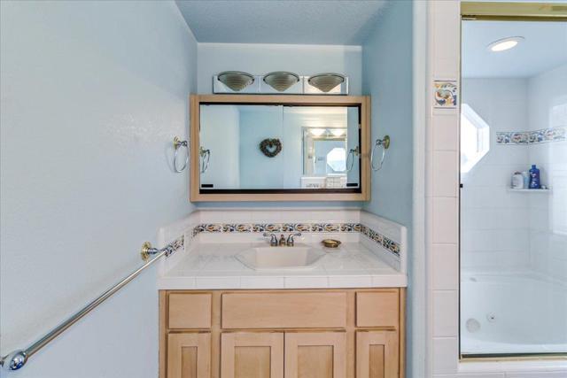 71 Spring Road, Royal Oaks CA: https://media.crmls.org/mediaz/3f532fda-398d-434e-8d07-9453536c30f2.jpg