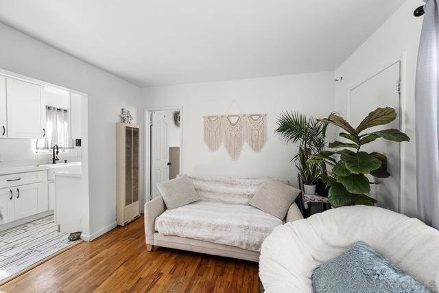 849 851 Missouri St, San Diego CA: https://media.crmls.org/mediaz/3f53ad1c-d21f-4e24-b00c-6724315b12cb.jpg