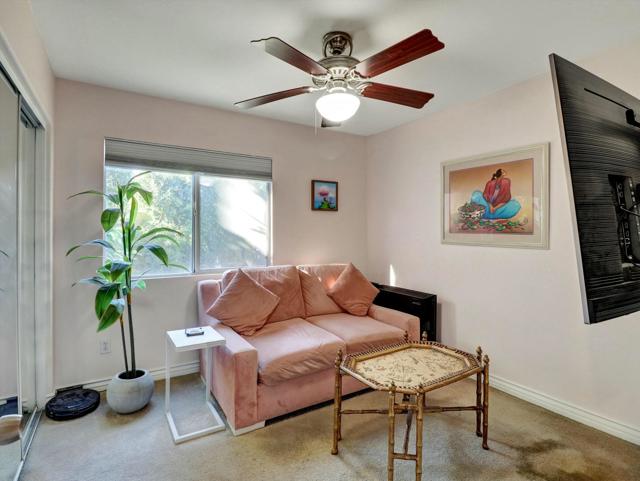 Image 12 of 30 For 69738 Kent Place