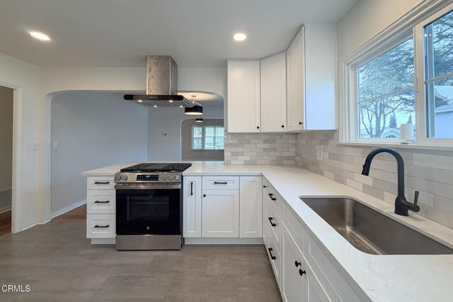 Detail Gallery Image 15 of 41 For 431 Deodar Ave, Oxnard,  CA 93030 - 3 Beds | 2 Baths