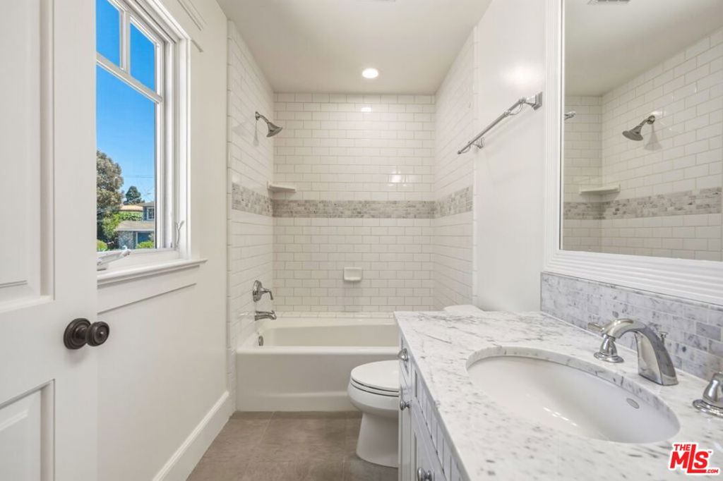 MLS #26856853 image #36