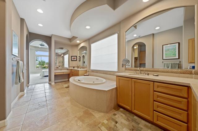 81650 Tiburon Drive, La Quinta CA: https://media.crmls.org/mediaz/3f556d75-d120-4ff6-9601-60137563fb1e.jpg