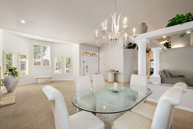 Image 8 of 50 For 370 Links Drive