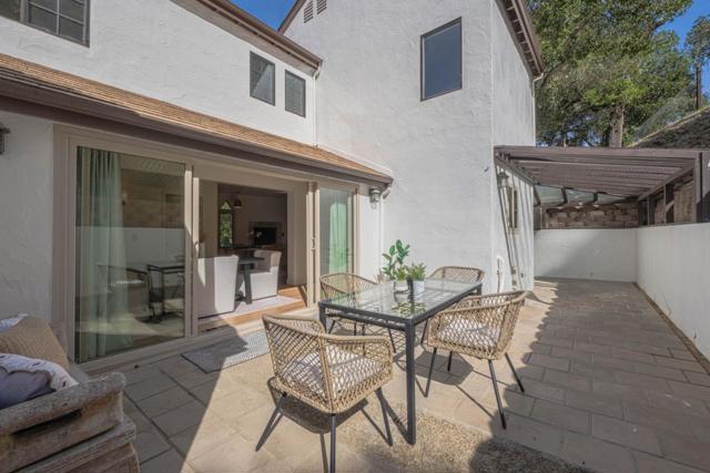 25949 Deer Run Lane, Salinas CA: https://media.crmls.org/mediaz/3f55d855-89b3-4bfa-8bf8-ff728f203337.jpg