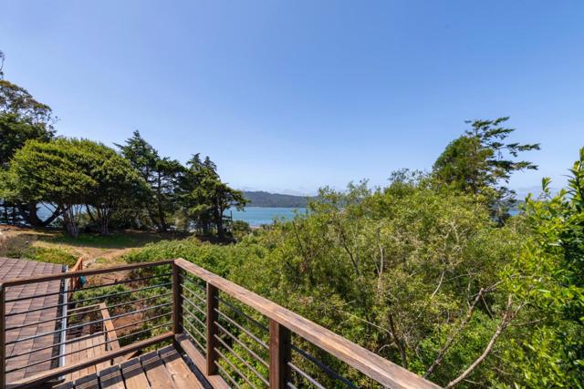 18050 Highway 1,  CA: https://media.crmls.org/mediaz/3f56ab57-10f3-4129-9903-43c00440cd49.jpg