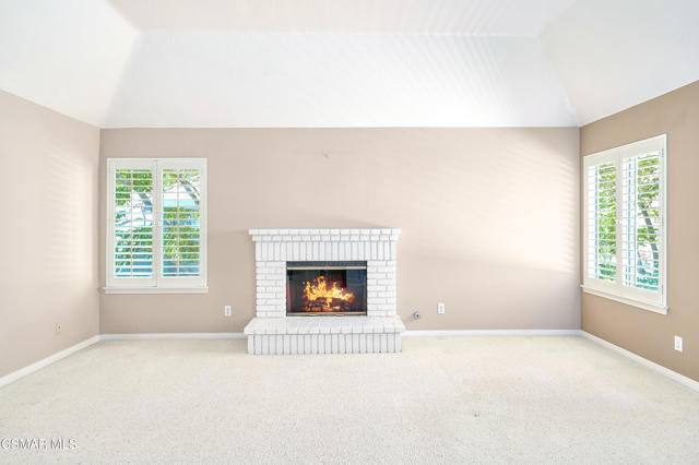 3041 Three Springs Drive, Westlake Village CA: https://media.crmls.org/mediaz/3f57394c-1e6a-474e-a26e-325cb509f73c.jpg