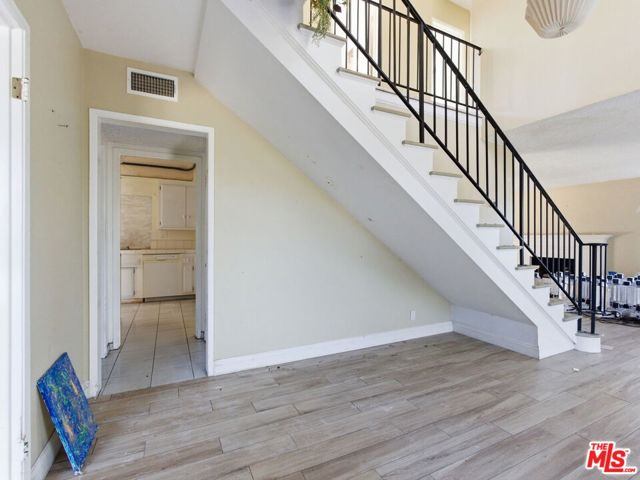 349 Somerset Circle photo 3
