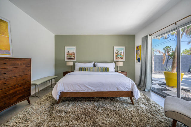 3623 E Avenida Fey Norte, Palm Springs CA: https://media.crmls.org/mediaz/3f578ff6-bf85-459e-87e8-2f60de72da27.jpg