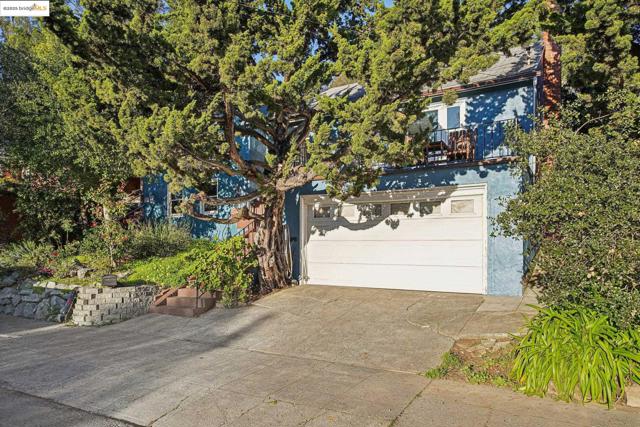6576 Lucas AVE, Oakland CA: https://media.crmls.org/mediaz/3f581c1e-f8d8-40b8-bed3-08f2f1973dd1.jpg