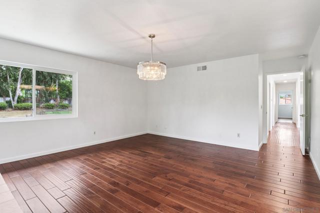 13080 Camino Del Valle, Poway CA: https://media.crmls.org/mediaz/3f58536b-4cf8-43b8-91a7-153f18675bdd.jpg