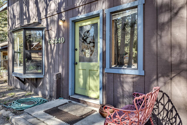 53340 Idyllbrook Drive, Idyllwild CA: https://media.crmls.org/mediaz/3f58fcb2-66c5-4bd2-8eab-1926aca9106f.jpg