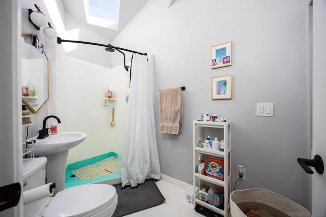 5011 E Mountain View Dr, San Diego CA: https://media.crmls.org/mediaz/3f5a59b0-f643-4378-af73-583aaa4a5c3b.jpg