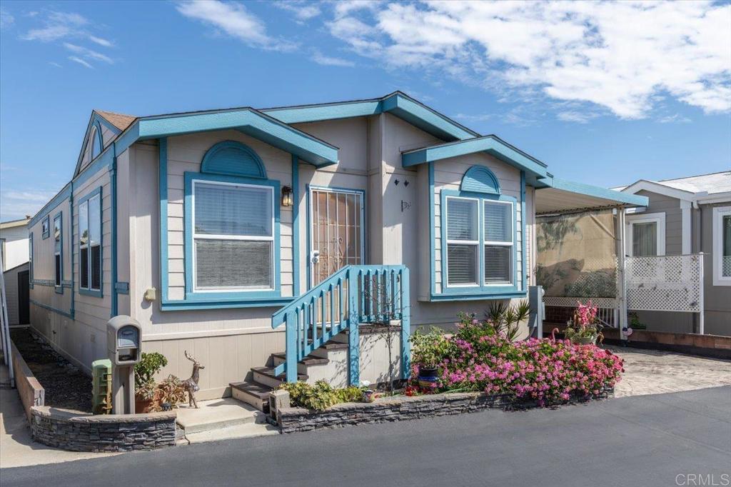 176 Flicker Lane