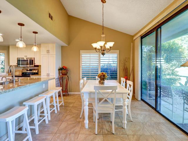 54671 Inverness Way, La Quinta CA: https://media.crmls.org/mediaz/3f5acd65-2cce-4c41-9097-6b54ee4aa143.jpg