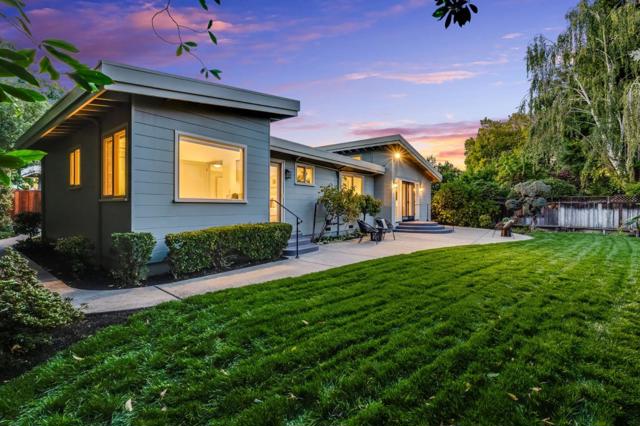 723 Josina Avenue, Palo Alto CA: https://media.crmls.org/mediaz/3f5b8be4-e3dc-41f5-b197-69e4c5550fa1.jpg