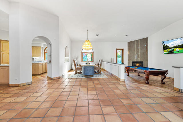 51230 Avenida Obregon, La Quinta CA: https://media.crmls.org/mediaz/3f5c3964-e025-40f3-b284-60f727c1fbd0.jpg