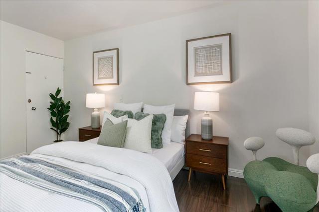 455 Grant Avenue, Palo Alto CA: https://media.crmls.org/mediaz/3f5d210f-376f-4318-9b04-e938bbdd09bc.jpg