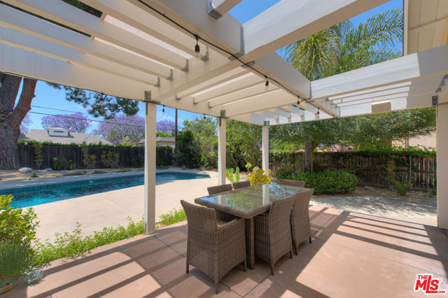 Patio/Pool