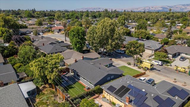 2495 Malaga Drive, San Jose CA: https://media.crmls.org/mediaz/3f5f0fbf-2f24-4941-9943-c2990c9fd9f9.jpg