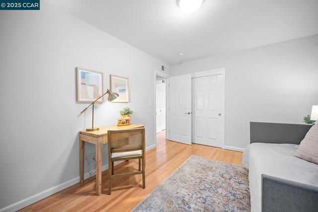 196 Miramonte Rd, Walnut Creek CA: https://media.crmls.org/mediaz/3f5fcc50-5876-4f1b-934d-99dd2ab23cec.jpg