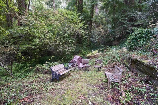 37016 Palo Colorado Rd,  CA: https://media.crmls.org/mediaz/3f5fd02b-e97a-4129-910d-e70d12337d7e.jpg