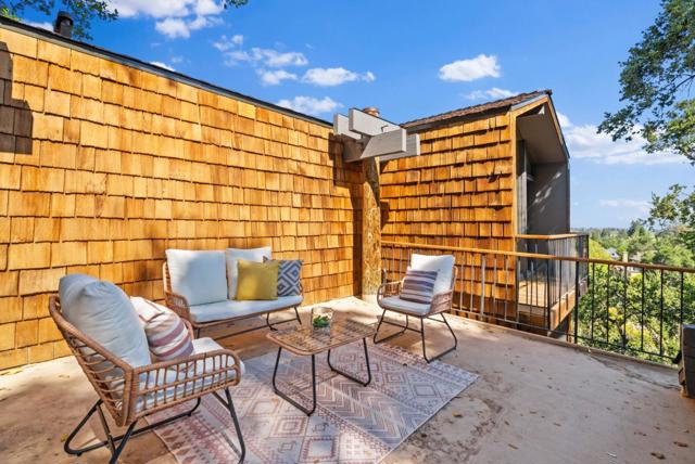 120 Pinta Court, Los Gatos CA: https://media.crmls.org/mediaz/3f617648-202f-48a4-8f4b-4089ccdecc46.jpg