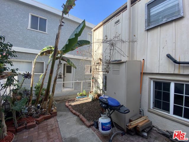 120 36TH Place, Manhattan Beach, California 90266, ,Residential Income,Sold,36TH,22115695